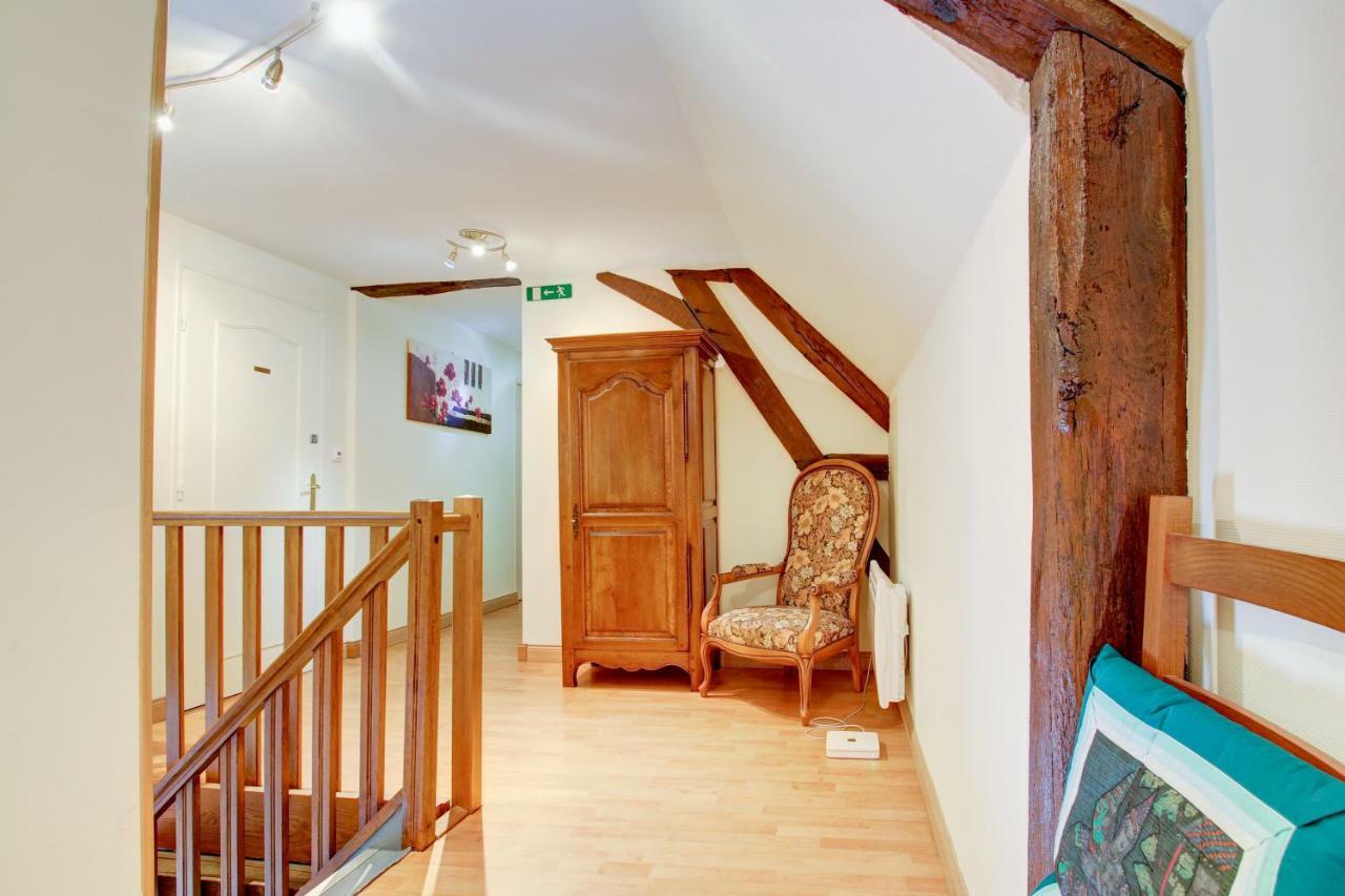 Auberge Saint Fergeux Gionges Eksteriør billede